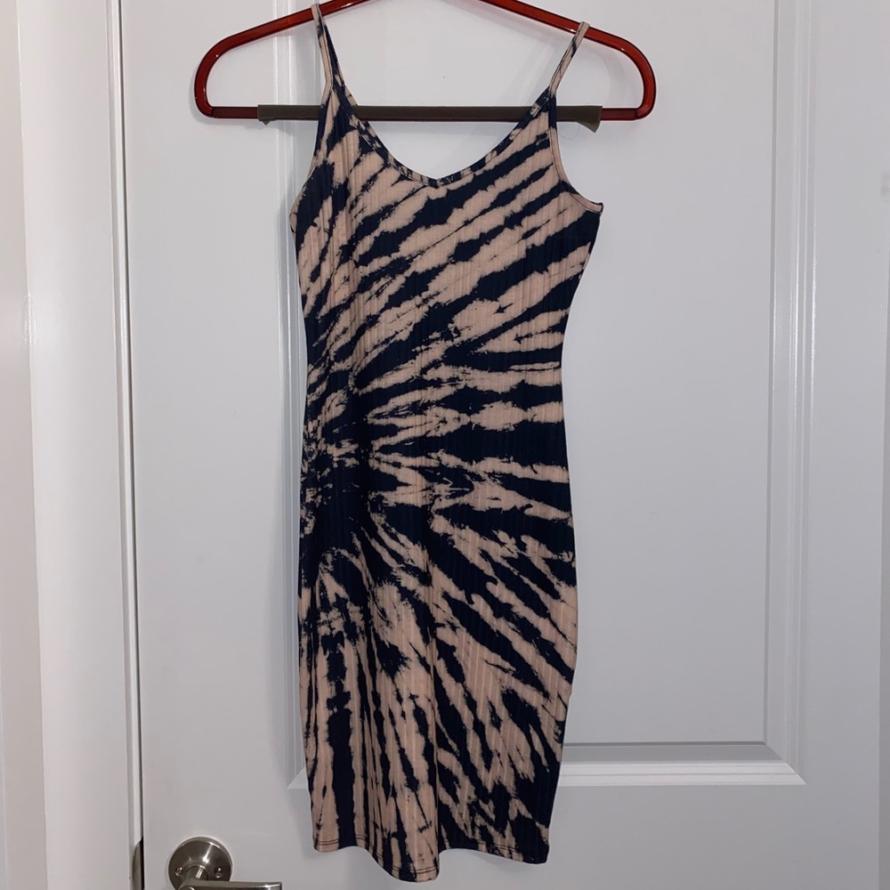 BRAND NEW tie dye bodycon dress